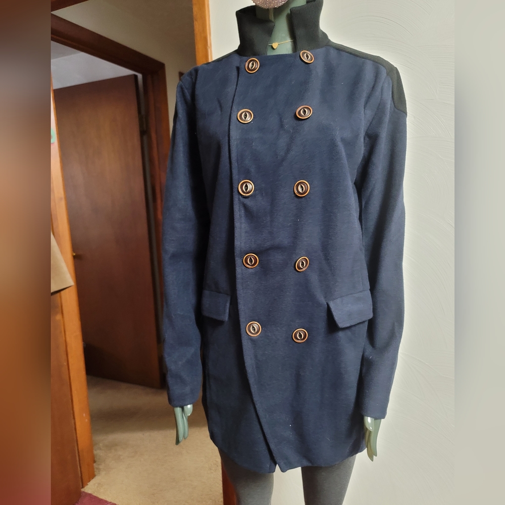 NWT.  Zhelin men's lightweight, navy and black, button up coat.  XXL.  (953)